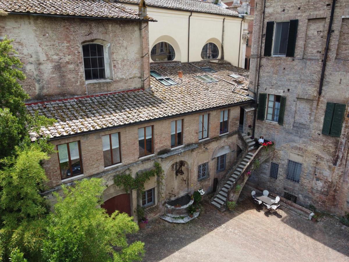 Palazzo Bruchi Bed & Breakfast Siena