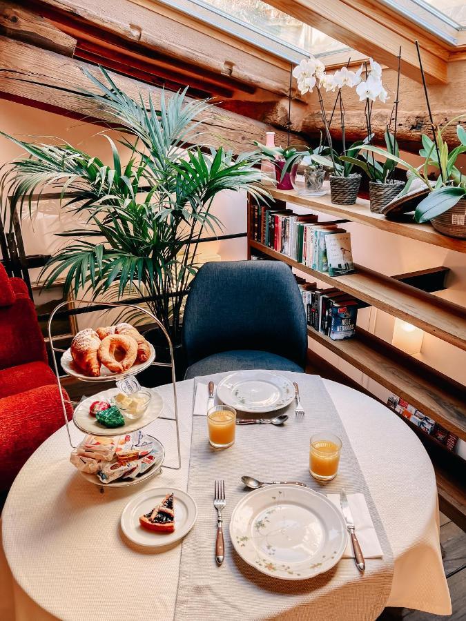 Palazzo Bruchi Bed & Breakfast *