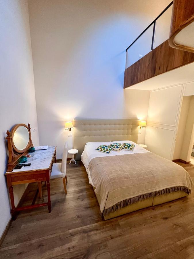 Palazzo Bruchi Bed & Breakfast *